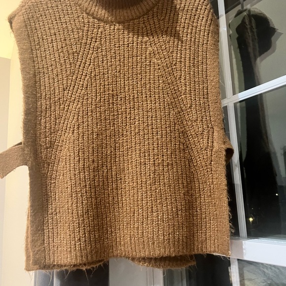 Noisy May Cozy Tan Sweater , Perfect for the spring weather ! size M - Picture 1 of 7